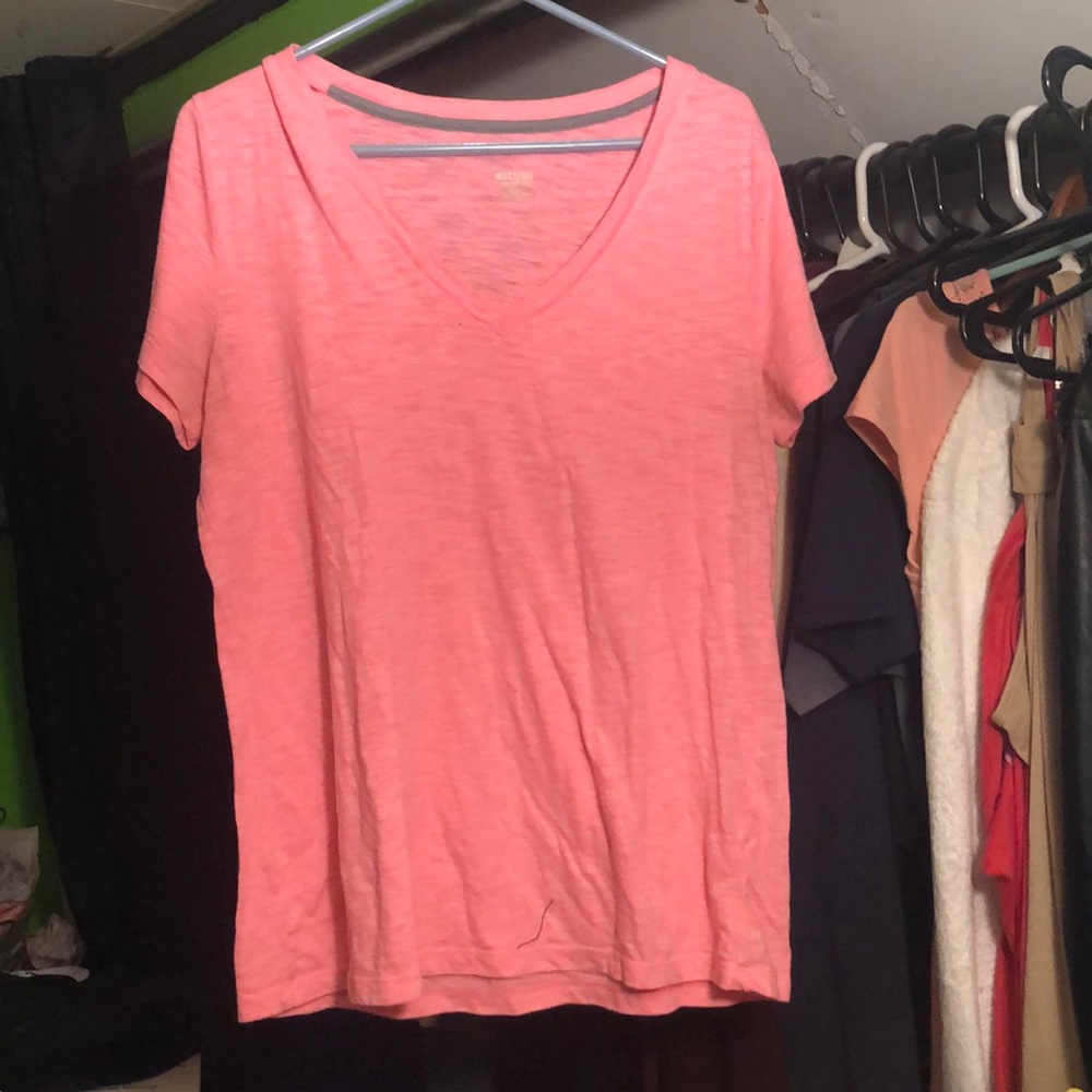 PInk top - Picture 1 of 3